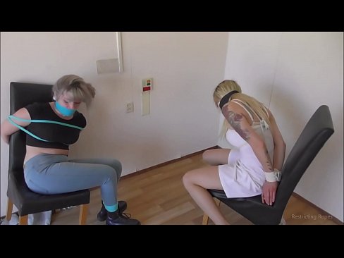 ❤️ Atkarīga / sasietas un ar aizliktām mutēm / damsel in distress Super porno pie porno lv.teenactivewear.ru