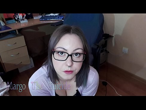 ❤️ Seksīga meitene ar brillēm sūc dildo dziļi kamerā Super porno pie porno lv.teenactivewear.ru