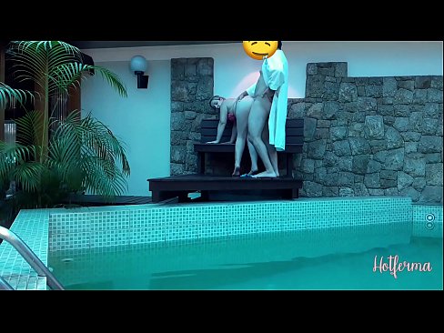 ❤️ Boss uzaicina kalponi uz baseinu, bet nevarēja pretoties karstu Super porno pie porno lv.teenactivewear.ru