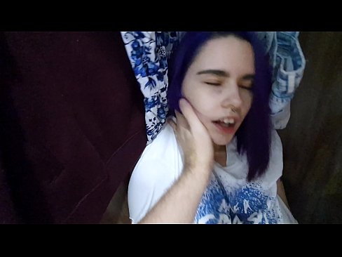 ❤️ Atradu savu māsu skapī un palīdzēju viņai beigt. Super porno pie porno lv.teenactivewear.ru